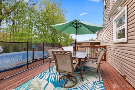 17 Clembil Court Hopelawn NJ 08861