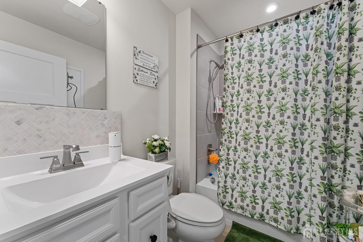 42 Cottage Street Millville NJ 08332