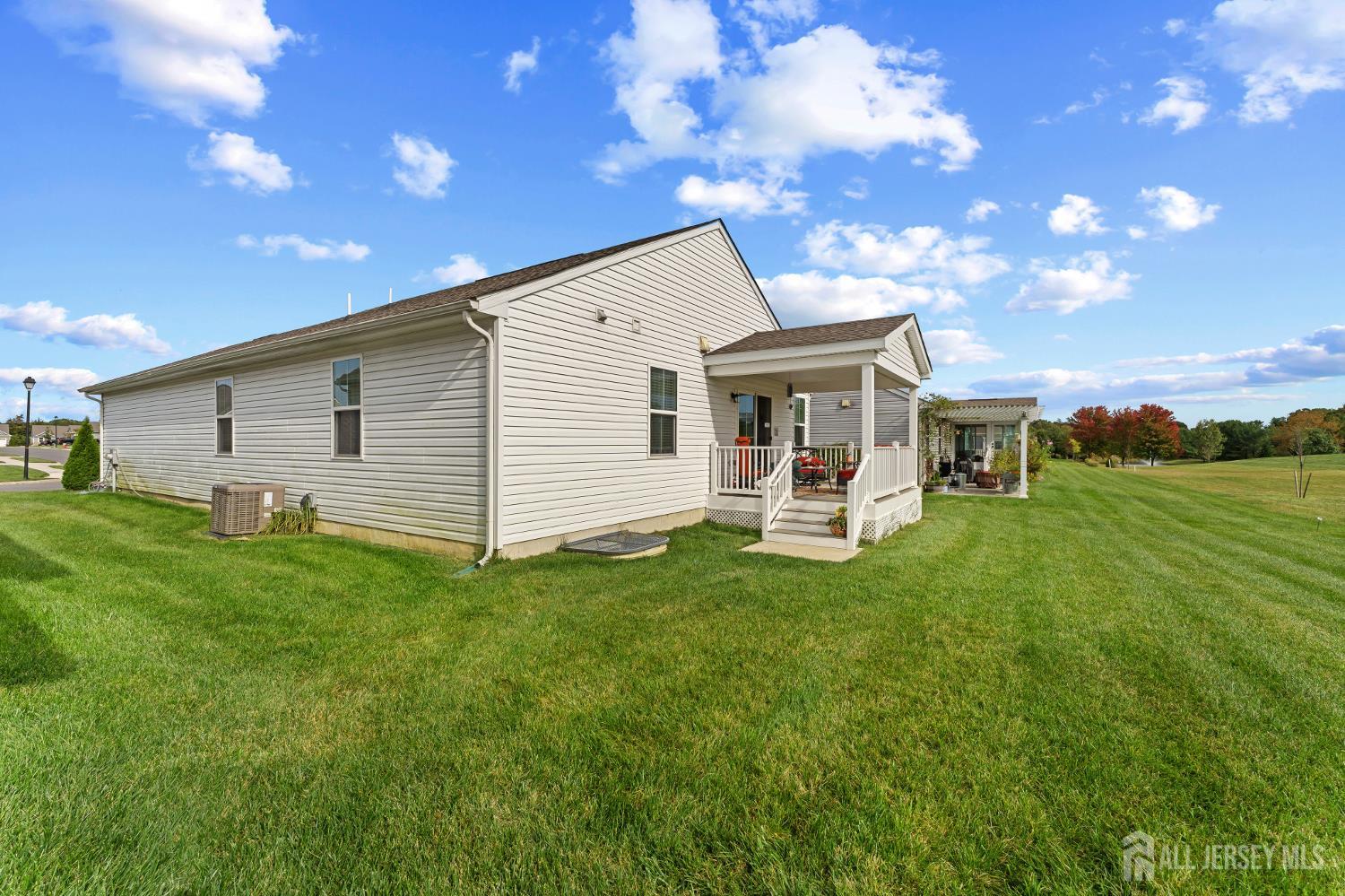 42 Cottage Street Millville NJ 08332