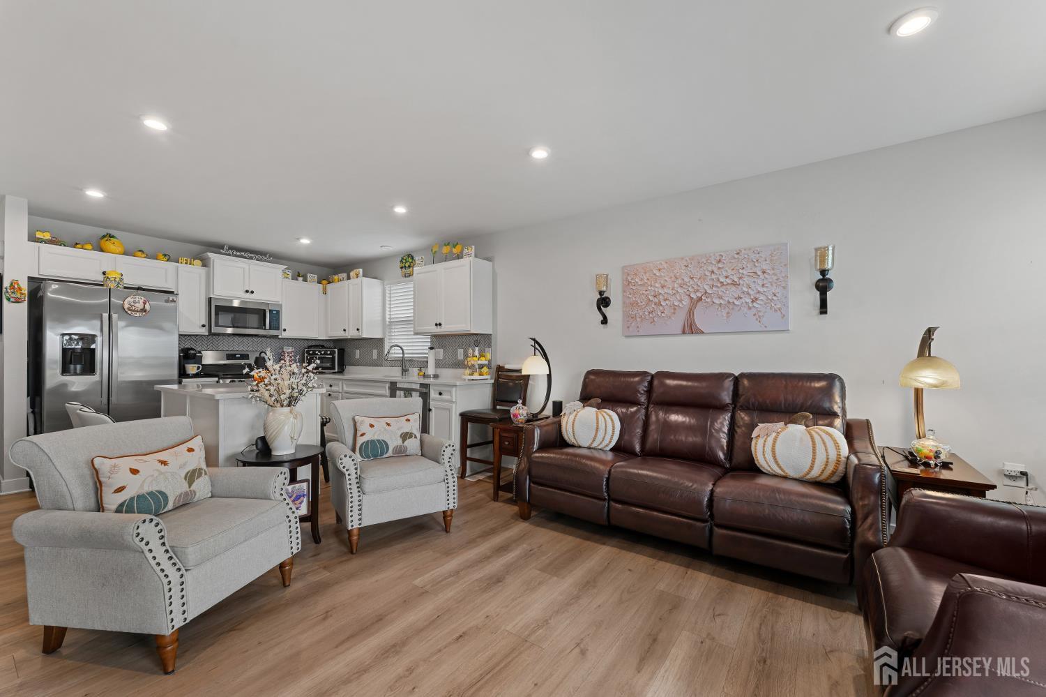 42 Cottage Street Millville NJ 08332