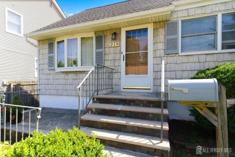 219 Julius Street Iselin NJ 08830