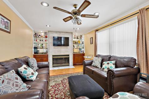 2 Lioni Court Piscataway NJ 08854