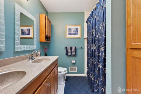 2 Lioni Court Piscataway NJ 08854