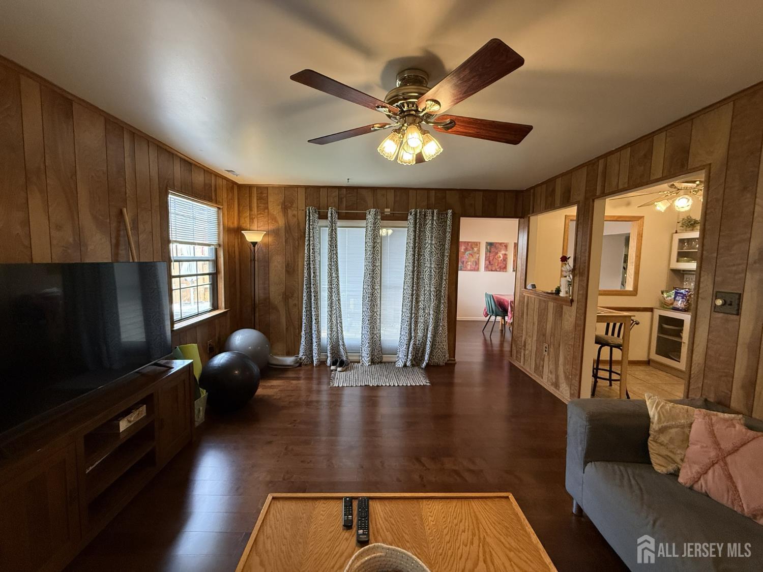 11 Walton Court East Brunswick NJ 08816