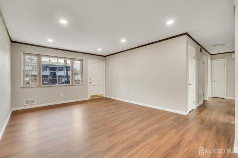 254 E George Place Iselin NJ 08830