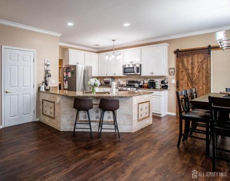 42 Redwick Way South River NJ 08882