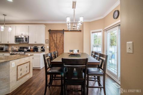 42 Redwick Way South River NJ 08882