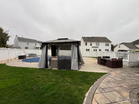 42 Redwick Way South River NJ 08882