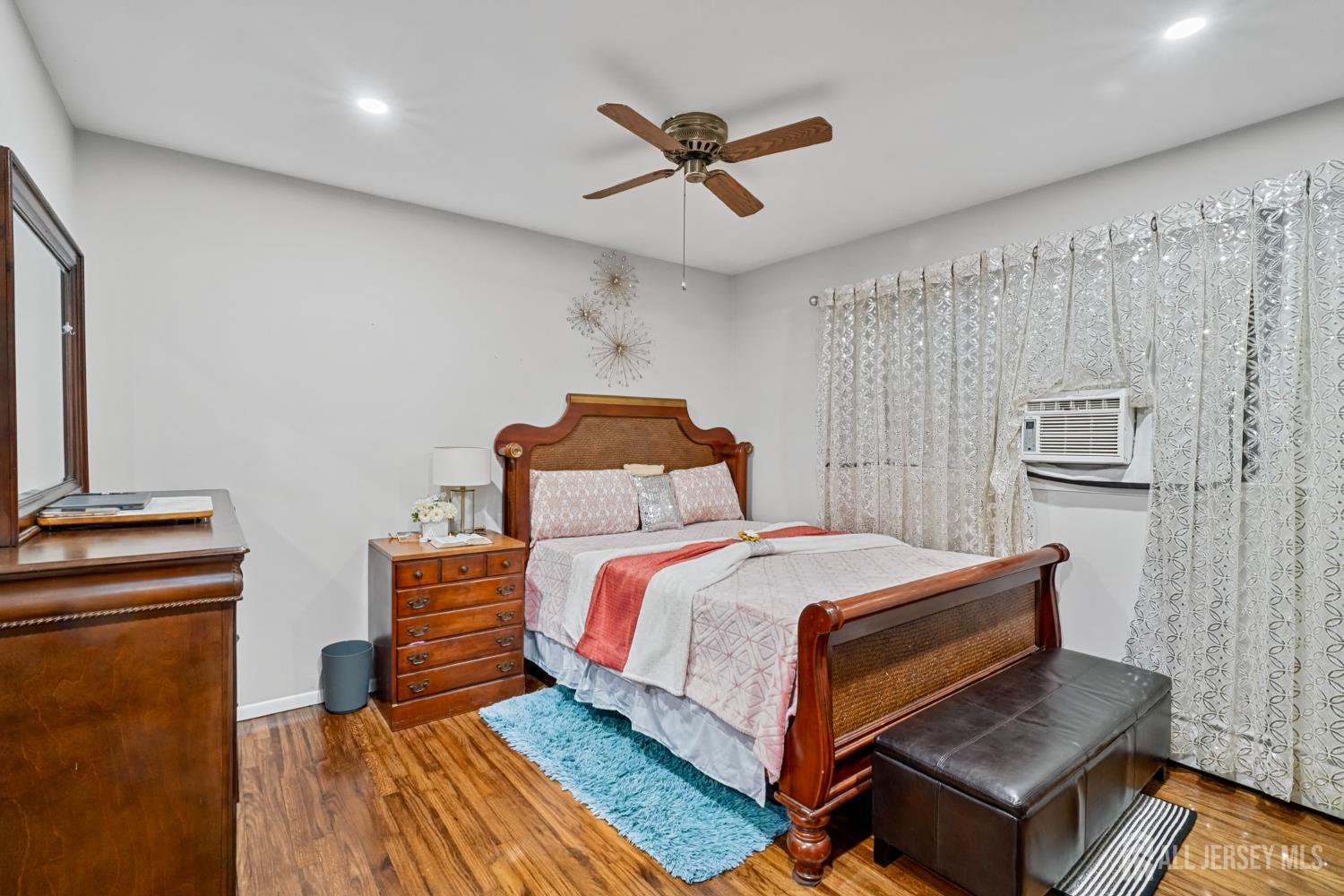21 Coolidge Avenue East Brunswick NJ 08816