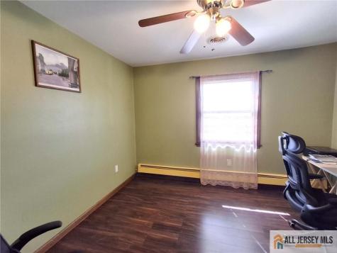 33 Nickel Avenue Sayreville NJ 08872