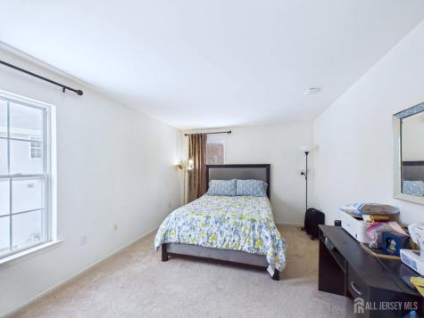 13 Skurka Court Sayreville NJ 08872