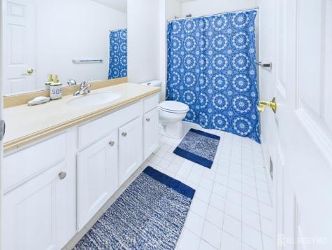 13 Skurka Court Sayreville NJ 08872