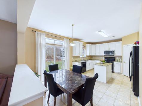 13 Skurka Court Sayreville NJ 08872