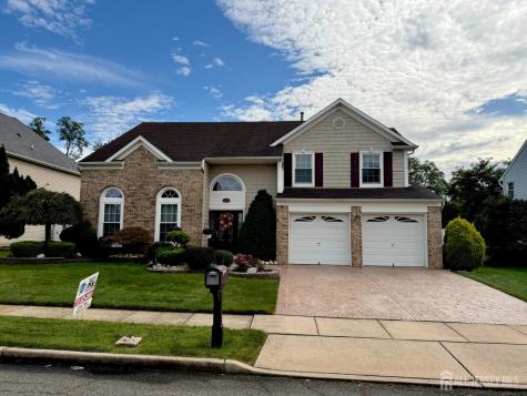 62 Canal Street Sayreville NJ 08872