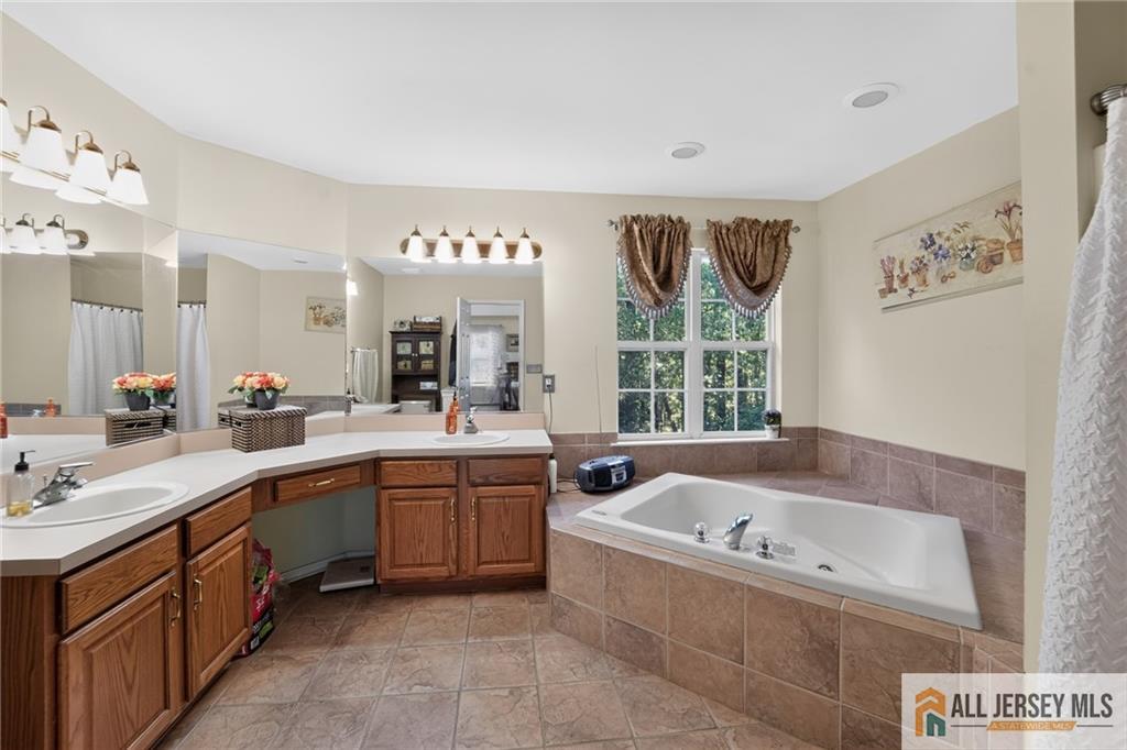101 Cardinal Drive Jackson NJ 08527