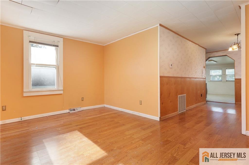 814 Forrest Avenue South Amboy NJ 08879