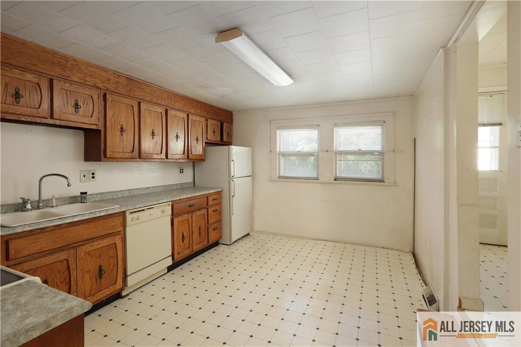 814 Forrest Avenue South Amboy NJ 08879