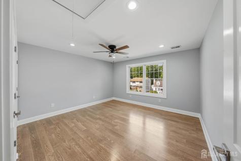 80 Gaywood Avenue Colonia NJ 07067