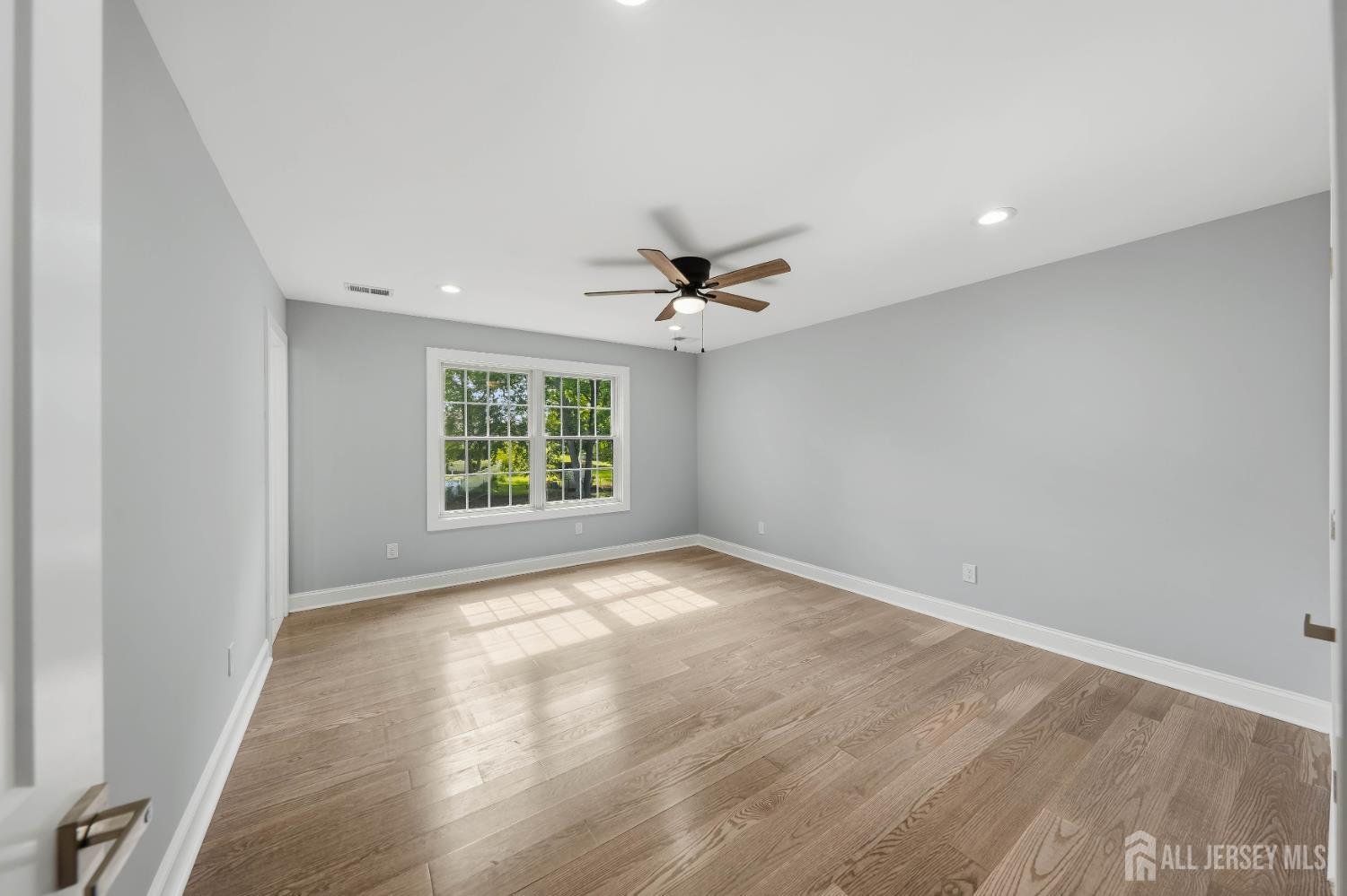 80 Gaywood Avenue Colonia NJ 07067