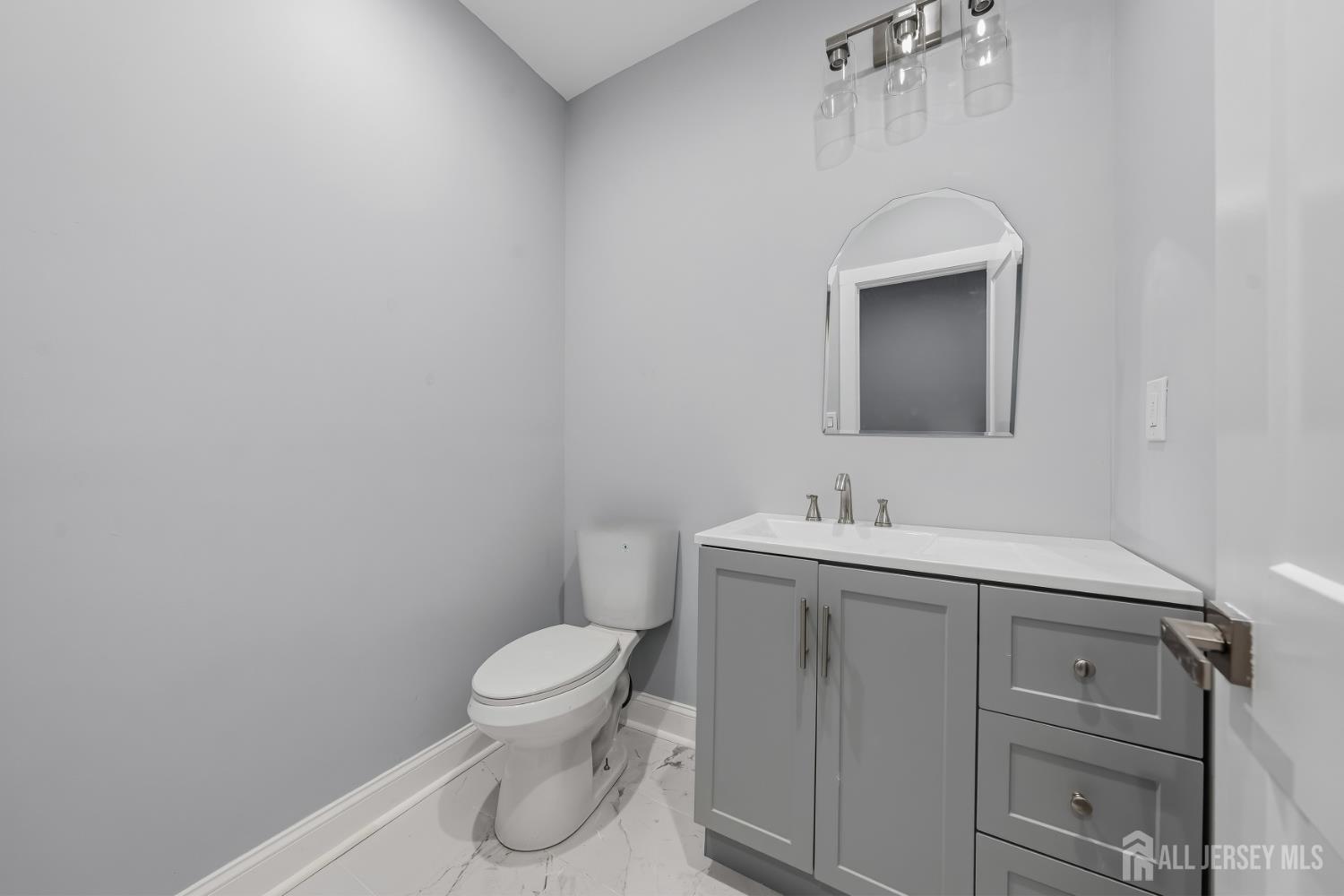 80 Gaywood Avenue Colonia NJ 07067
