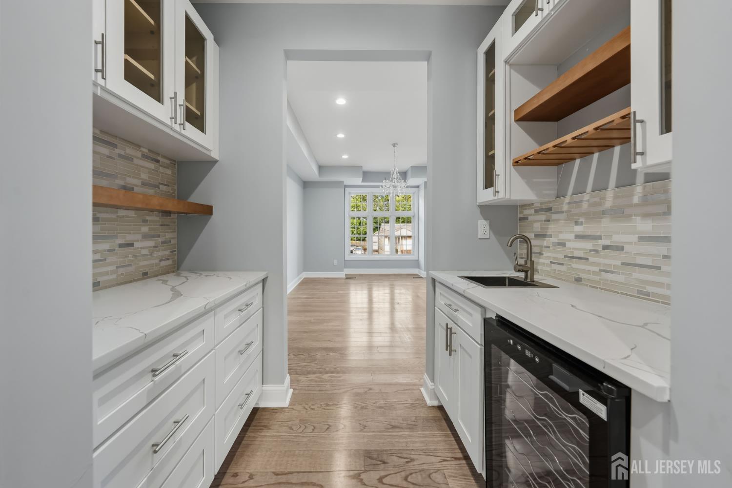 80 Gaywood Avenue Colonia NJ 07067