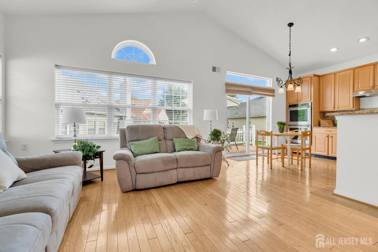 64 Viineyard Court Monroe NJ 08831