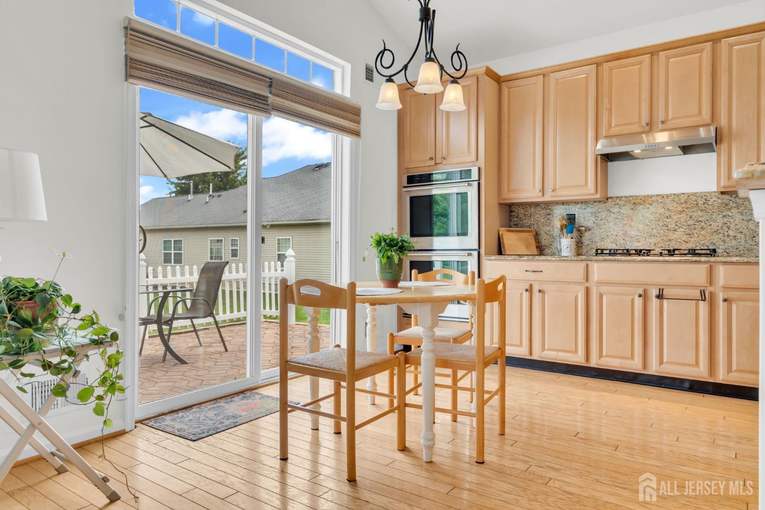 64 Viineyard Court Monroe NJ 08831