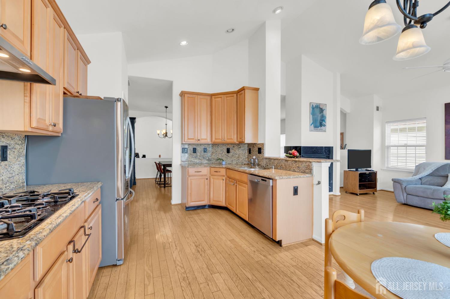 64 Viineyard Court Monroe NJ 08831