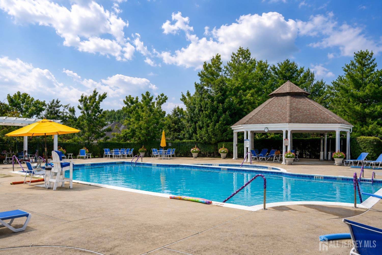 64 Viineyard Court Monroe NJ 08831
