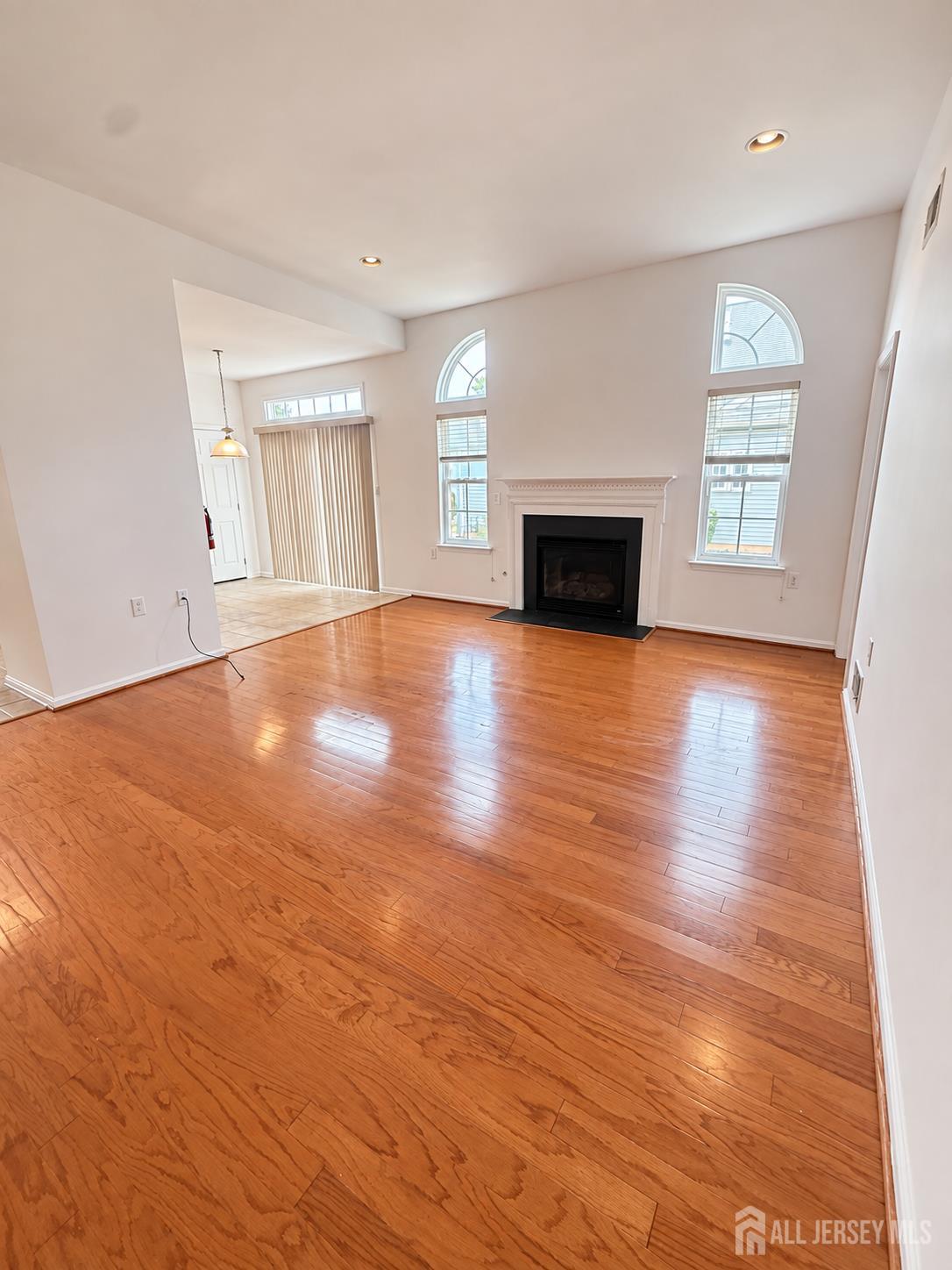 274 Valencia Drive Monroe NJ 08831