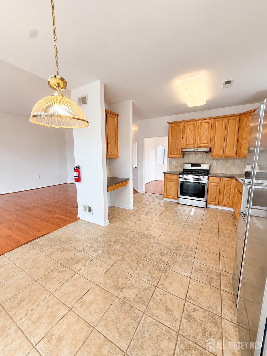 274 Valencia Drive Monroe NJ 08831