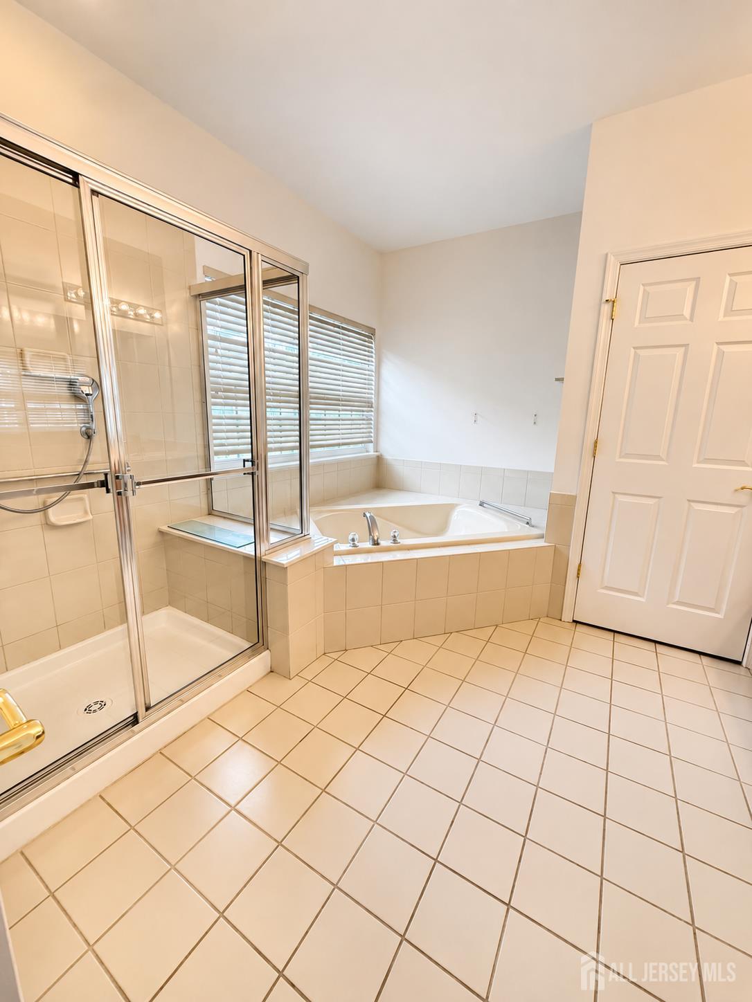 274 Valencia Drive Monroe NJ 08831