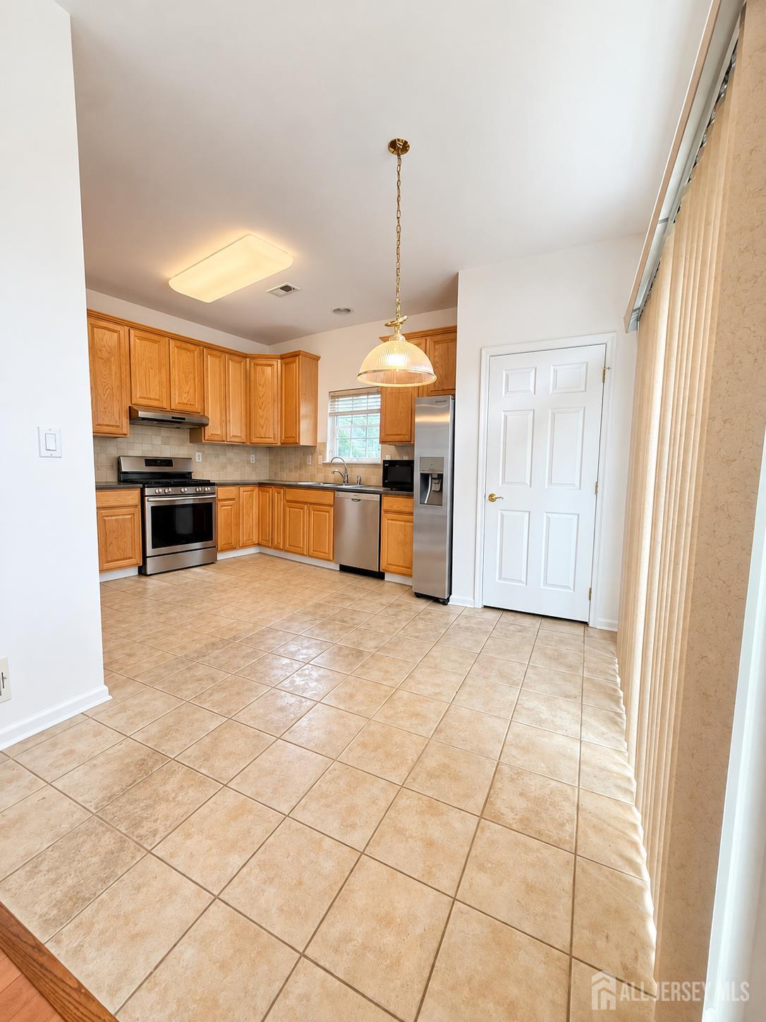 274 Valencia Drive Monroe NJ 08831