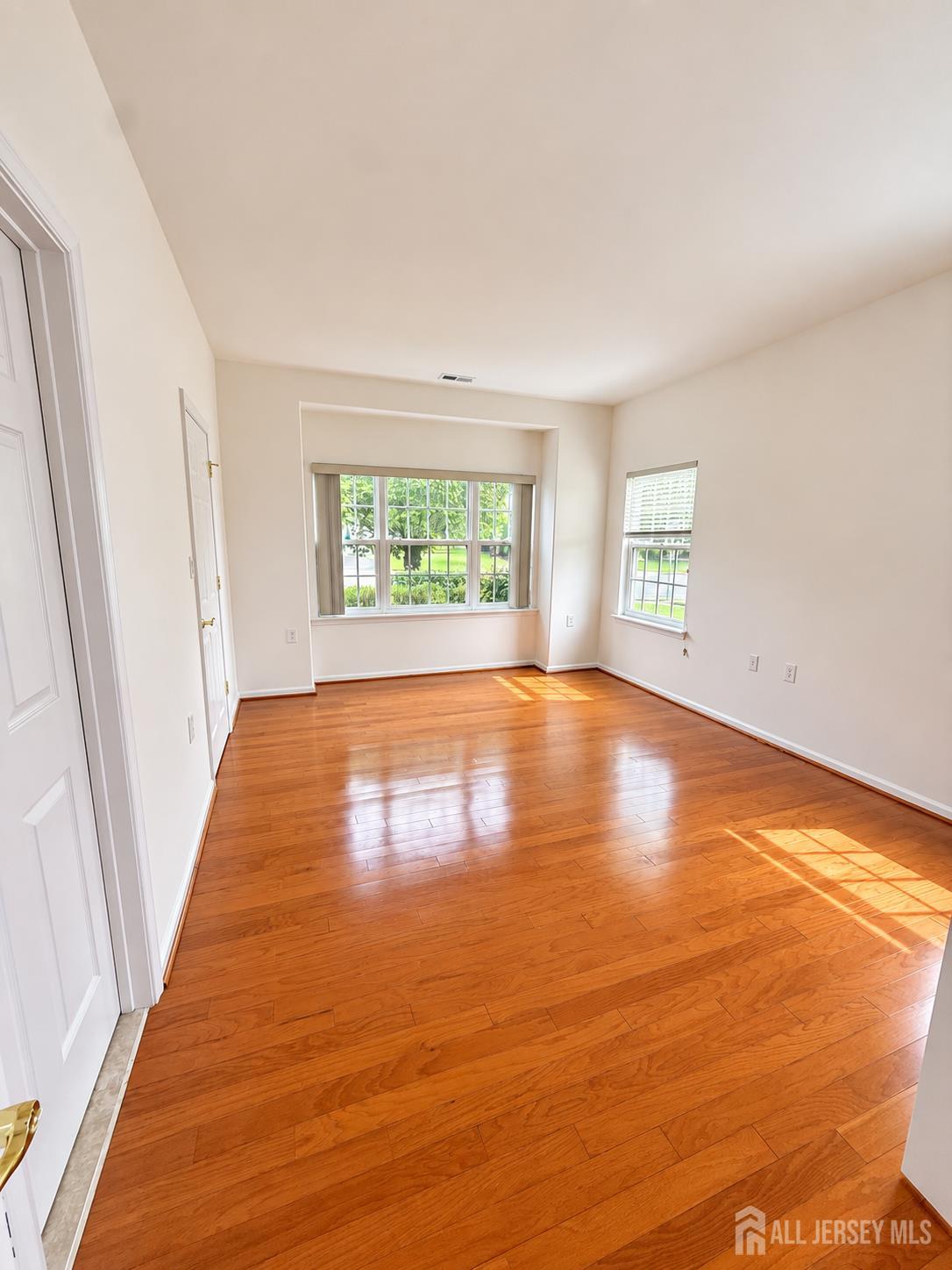 274 Valencia Drive Monroe NJ 08831