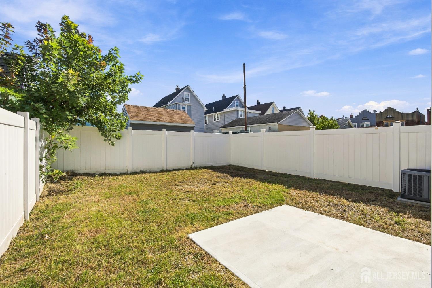 14 Somerset Street Carteret NJ 07008