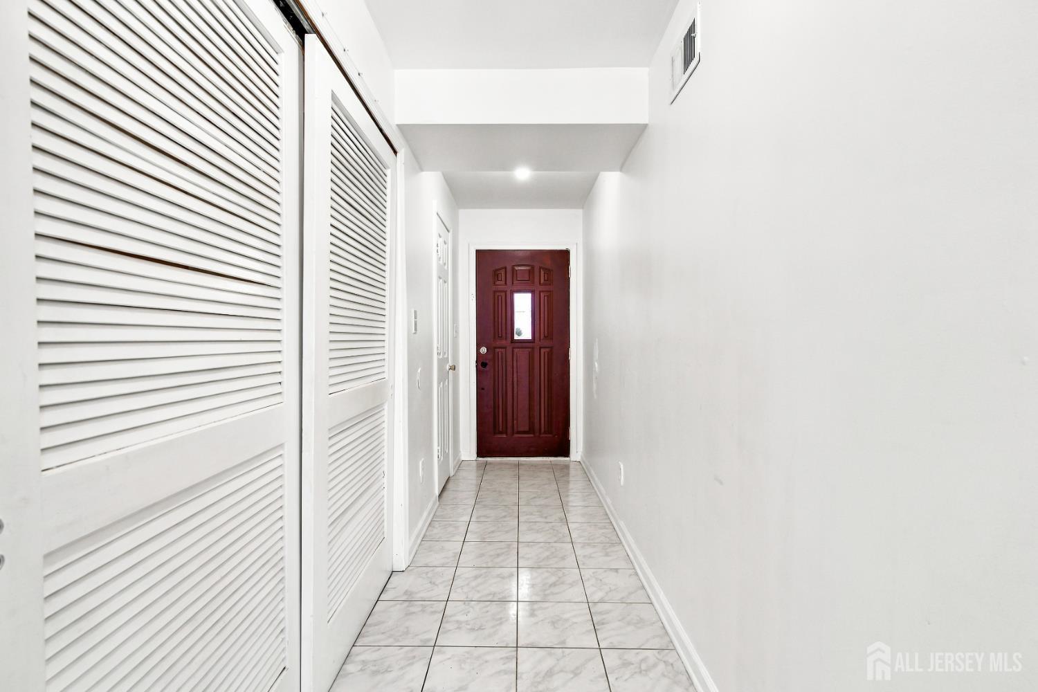 14 Somerset Street Carteret NJ 07008