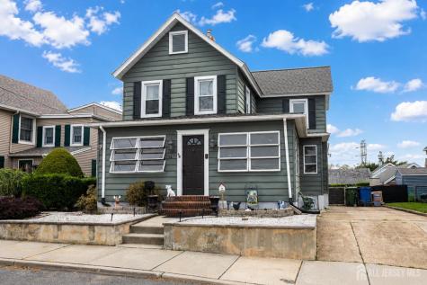 14 Quaid Street Sayreville NJ 08872