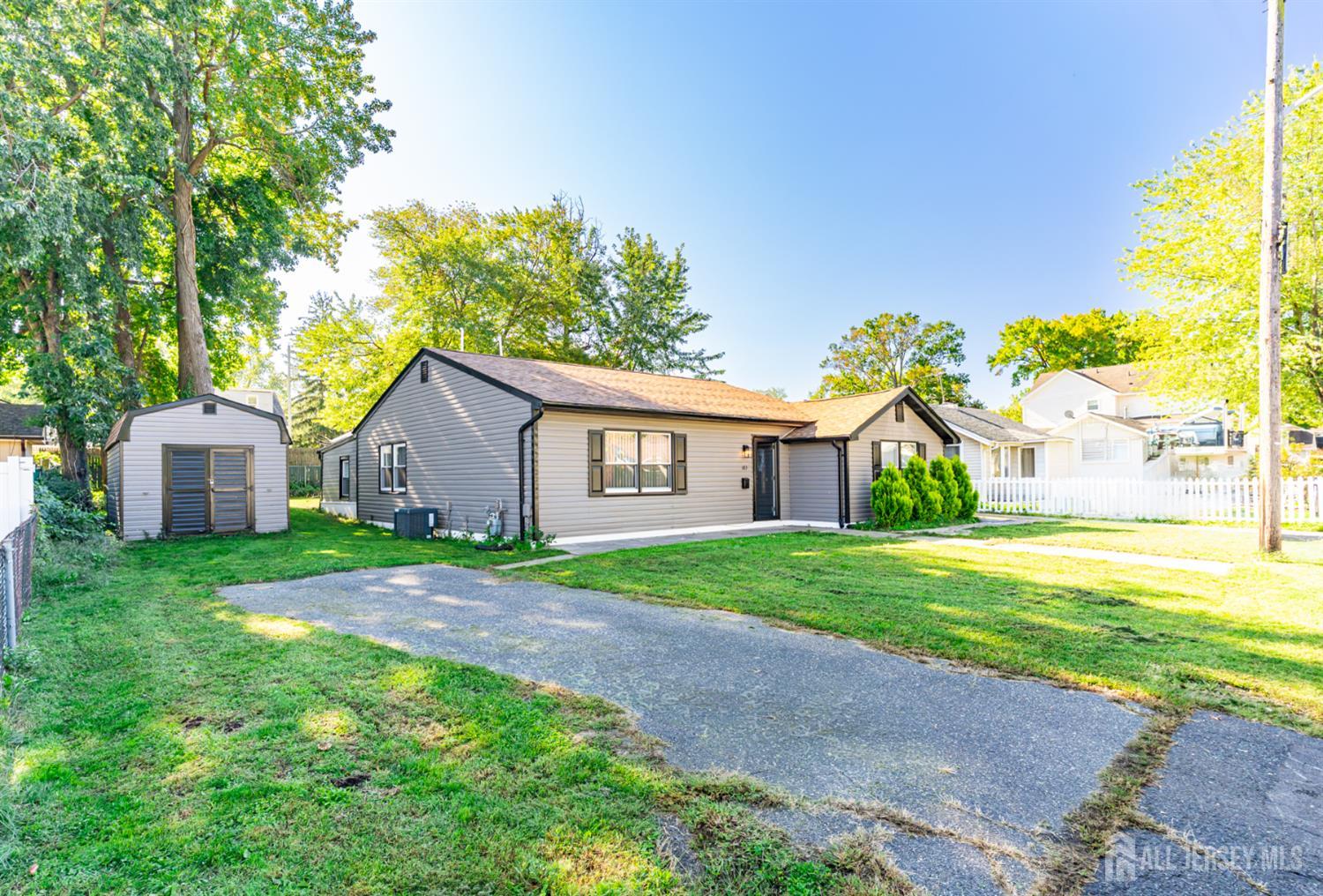 183 Greenwood Drive Old Bridge NJ 07735