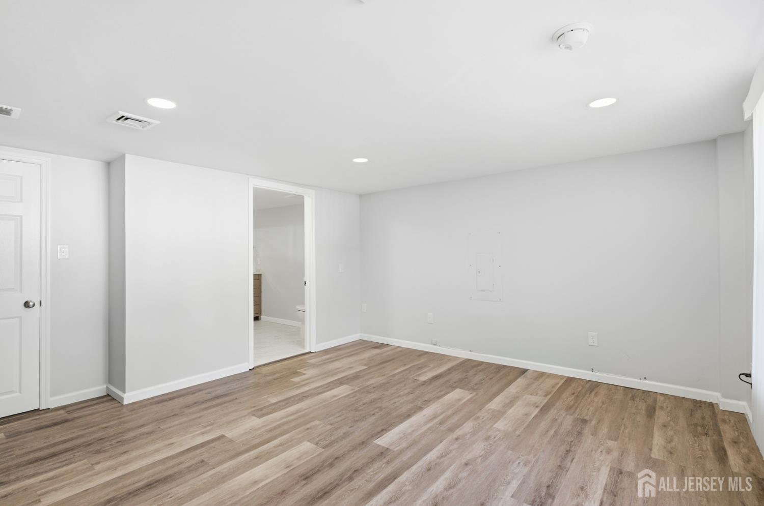 183 Greenwood Drive Old Bridge NJ 07735