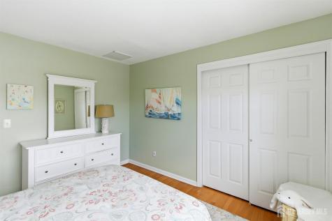 14 Toppinglift Drive Berkeley NJ 08721