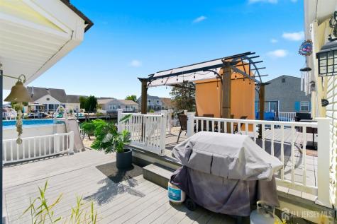 77 Wind Jammer Court Bayville NJ 08721