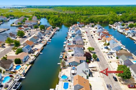 77 Wind Jammer Court Bayville NJ 08721