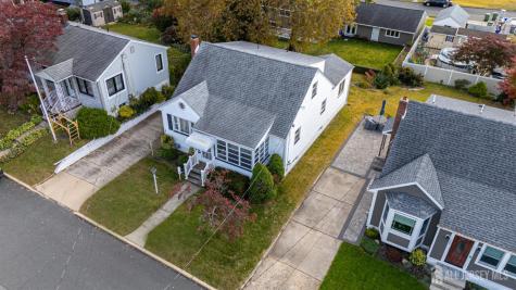 161 Manor Street Sayreville NJ 08879
