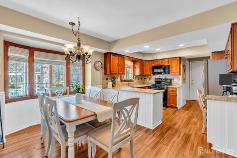 27 Heron Drive Marlboro NJ 07746