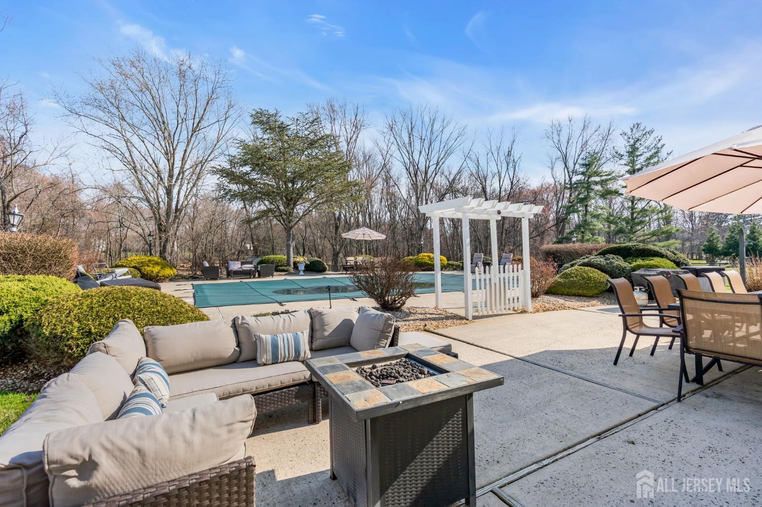 27 Heron Drive Marlboro NJ 07746