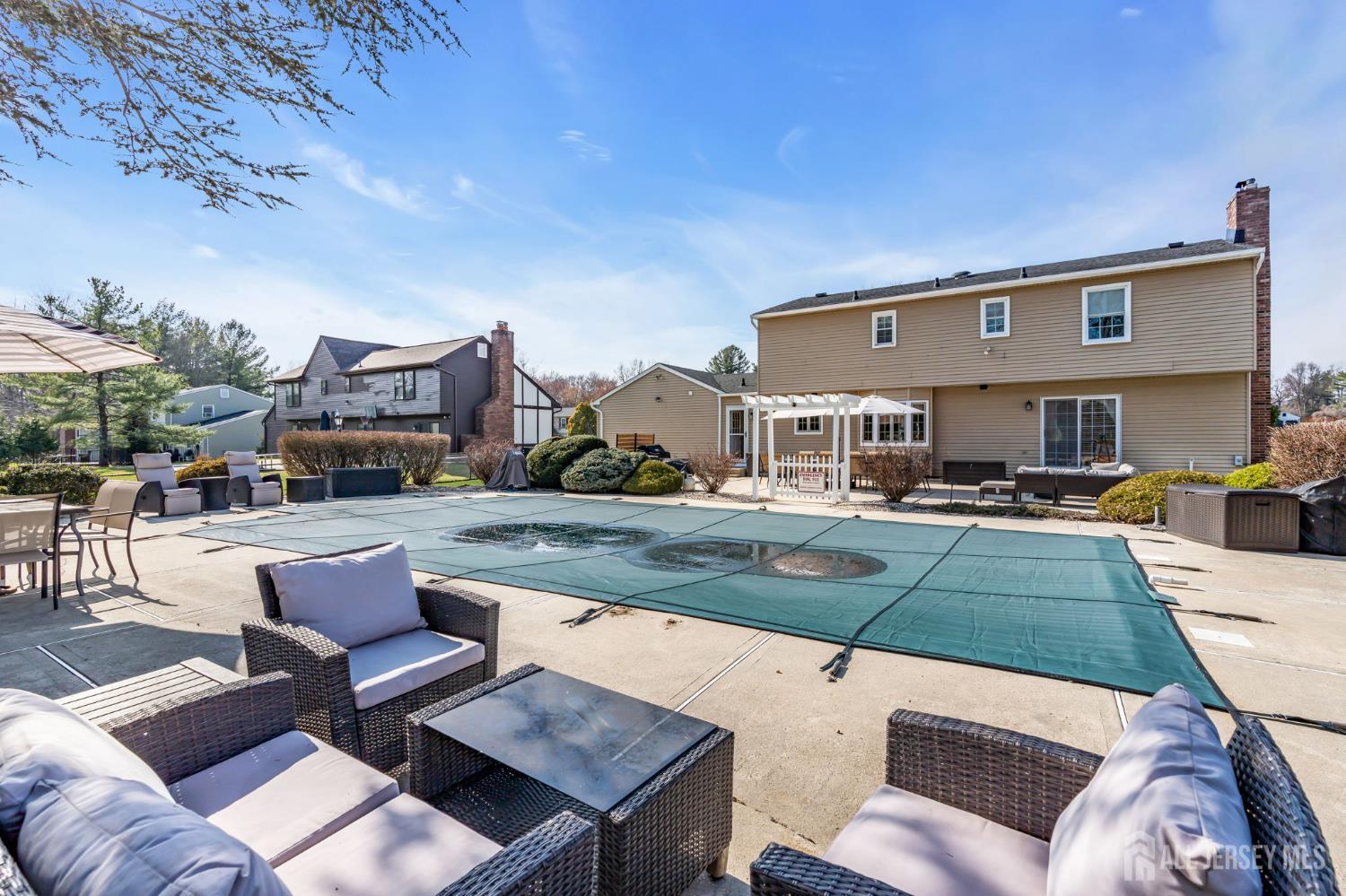 27 Heron Drive Marlboro NJ 07746
