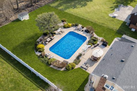 27 Heron Drive Marlboro NJ 07746