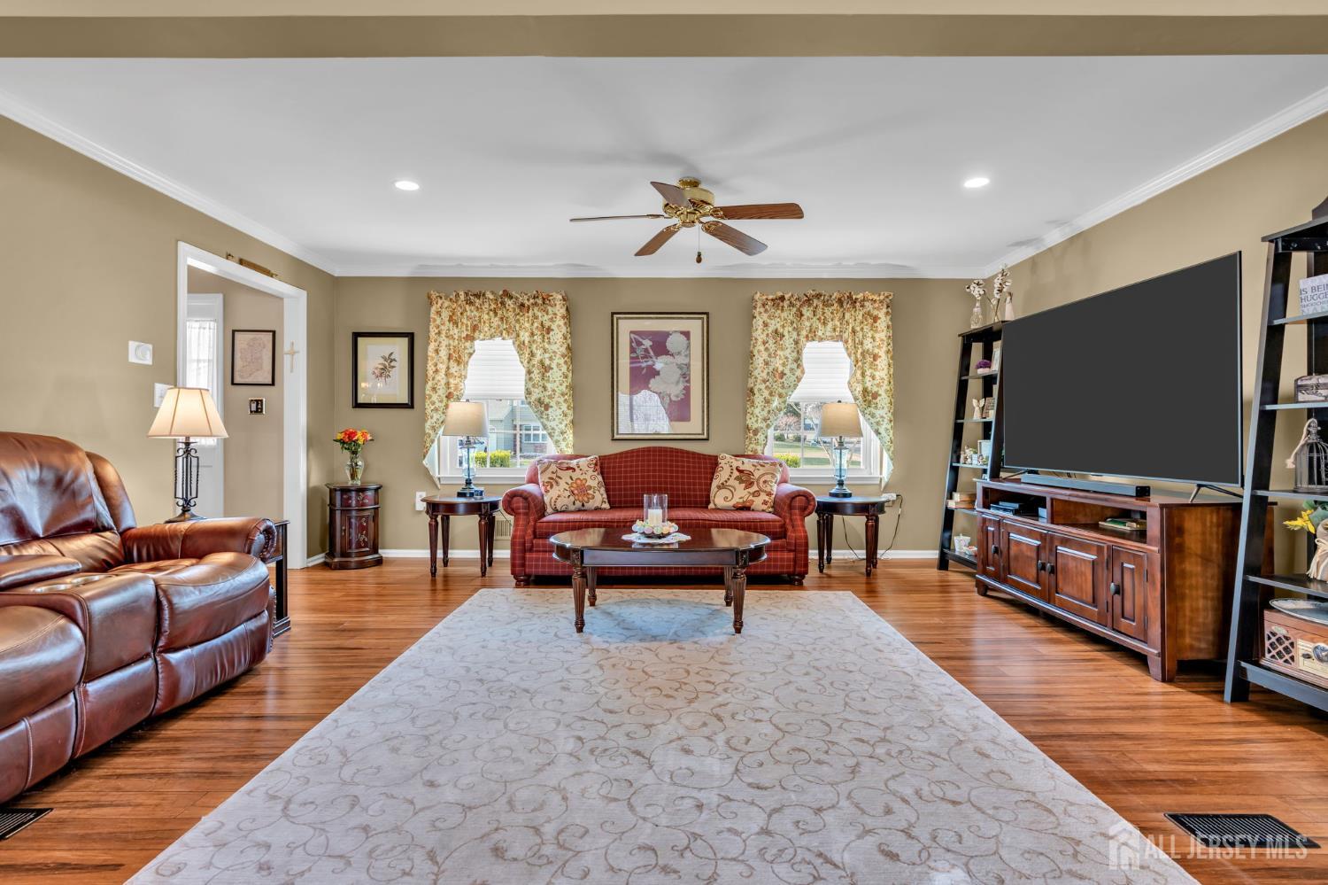 27 Heron Drive Marlboro NJ 07746