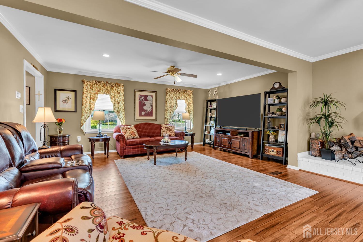 27 Heron Drive Marlboro NJ 07746