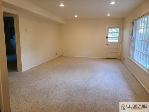 8 Windy Hill Road Metuchen NJ 08840